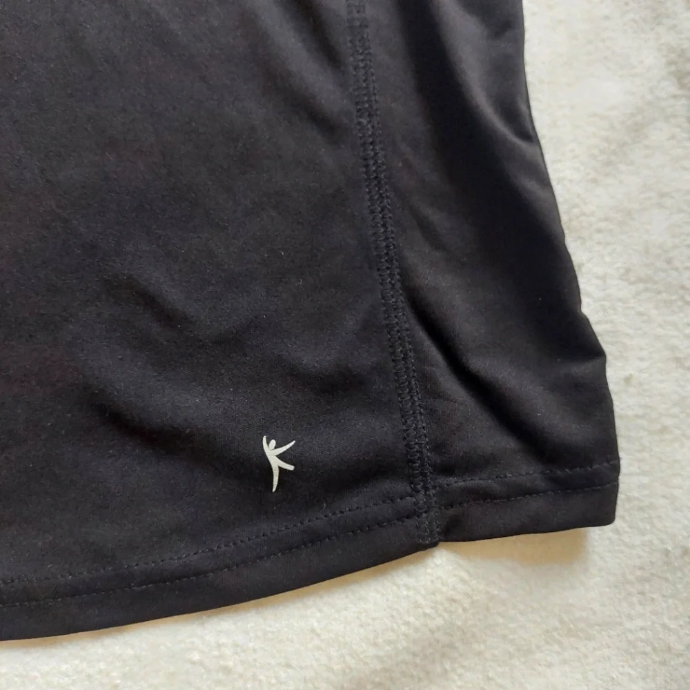 DANSKIN NOW Semi-Fitted pullover top NWOT